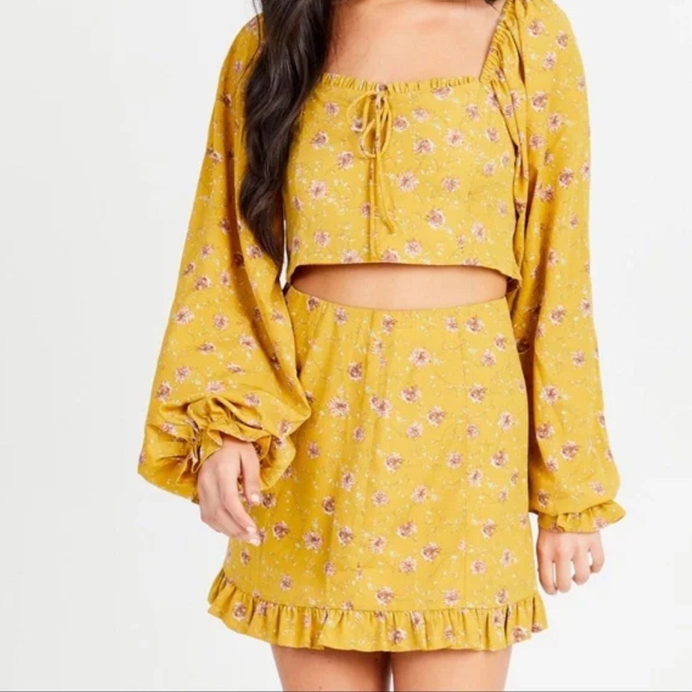 NWOT Altar D’State Floral Yellow Two-Piece Set